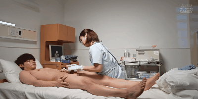 ワザと手コキのような陰部洗浄で暴発させて青年患者を虜にするおばさん看護師VOL.3