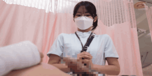 「私でよければお手伝いしましょうか？」地味巨乳看護師さんが僕のオナニーのお手伝い？！怪我でセンズリが上手くできない僕を見るに見かねて優しく乳首舐め手コキで射精させてくれたVOL.2
